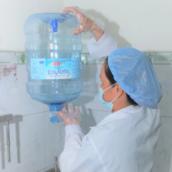 Nước uống đóng bình vòi KIRIFURI 19 lít Bến Tre - Hình ảnh 4