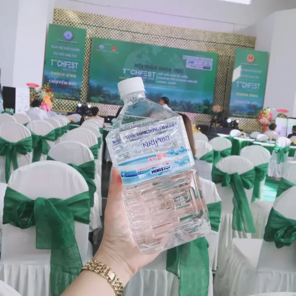 Lốc 6 chai nước uống KIRIFURI 01 lít Bến Tre - Hình ảnh 4